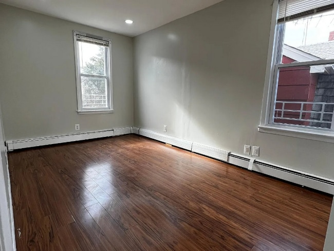 Photo - 145 Lake Ave Unidad Floor #2