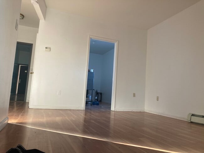 Photo - 1157 Greene Ave