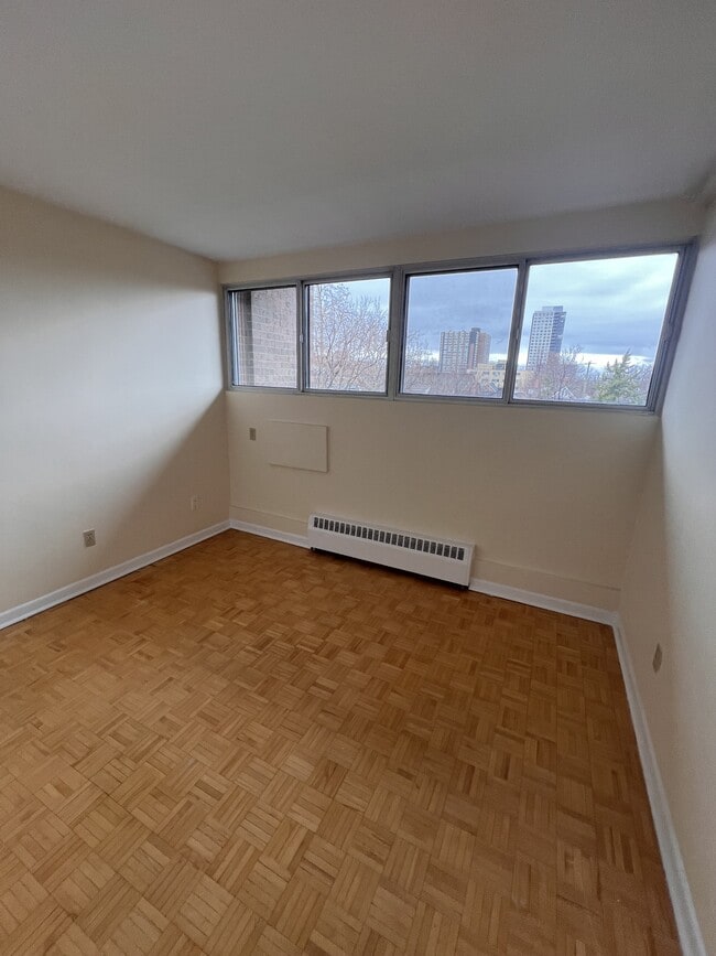 Photo - 345 Laurier Ave E Unité 404