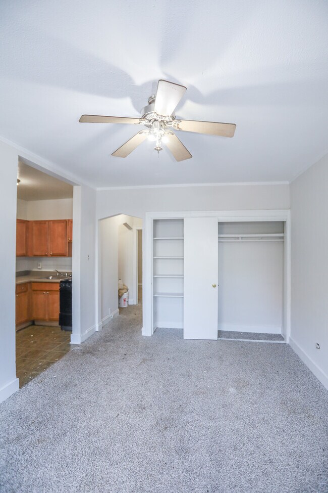 Photo - 5210 S Woodlawn Ave