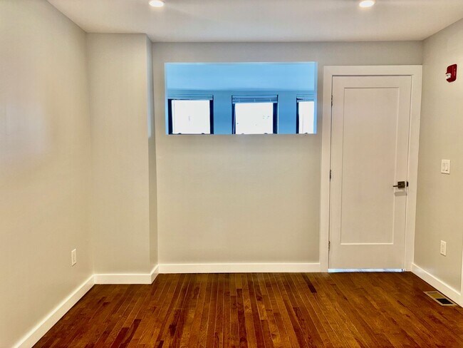 4811 Walnut St Unit 1