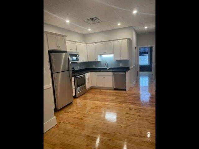 Photo - 60-64 High Street Unit 1 Unidad 1