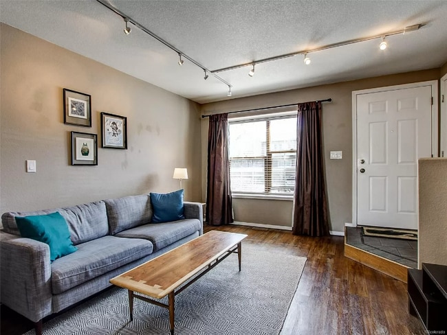 Photo - 6066 Colony Cir