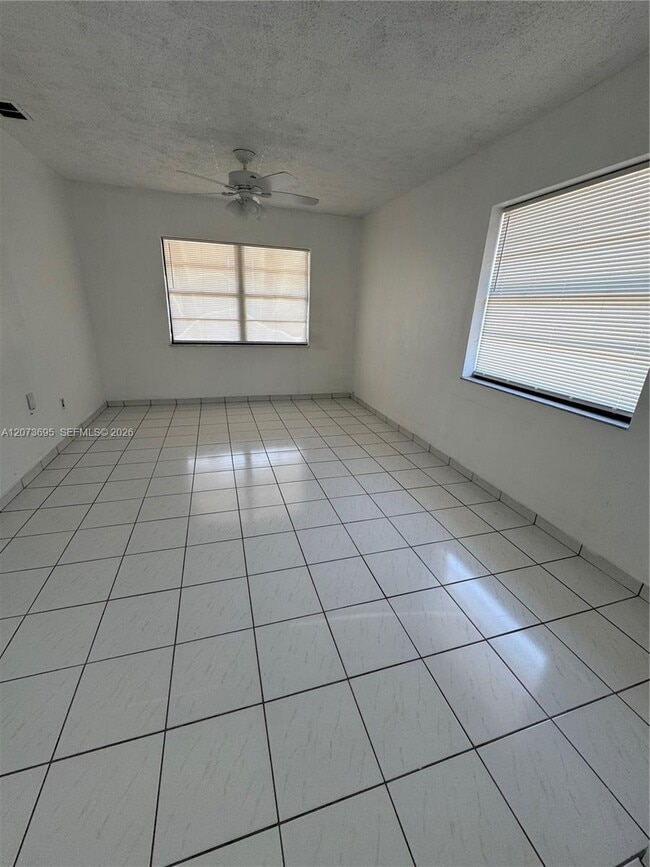 Photo - 5530 E 6th Ave Unit 101