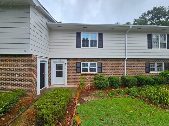 Building Photo - 35 Summercreek Dr Rental