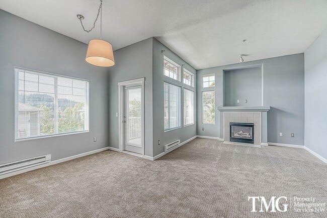 Photo - Gorgeous 2BD Condo in Desirable Progress Ridge Location!  High End Finishes, Great View! Unit 204