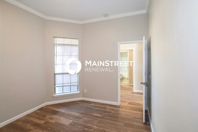 Photo - 4 Bedroom Pet-Friendly Home in Edmond, OK ...