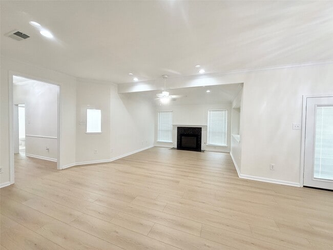 Photo - 236 Almond Dr