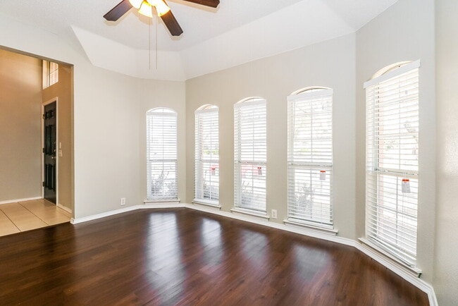 Photo - 508 Glenwood Dr