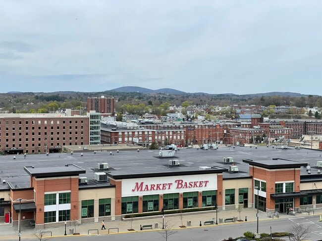 Photo - 409 Elm St Unit 406