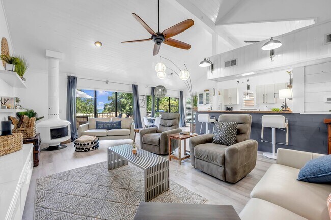 Building Photo - 104 Horseshoe Bay Blvd