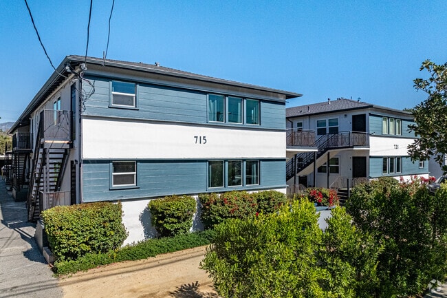 Building Photo - 715 E Garfield Ave