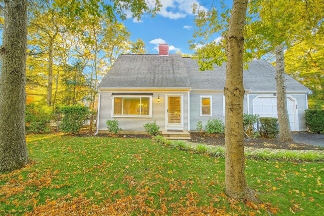 Building Photo - 253 Sudbury Ln