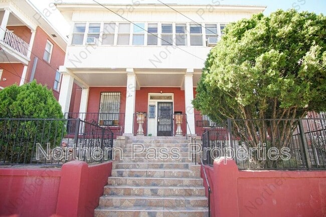 Building Photo - 219 W Rio Grande Ave Unit 3