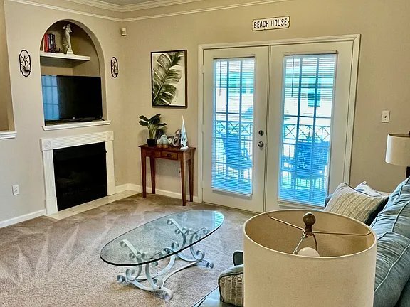 2252 Beach Dr Unit 21