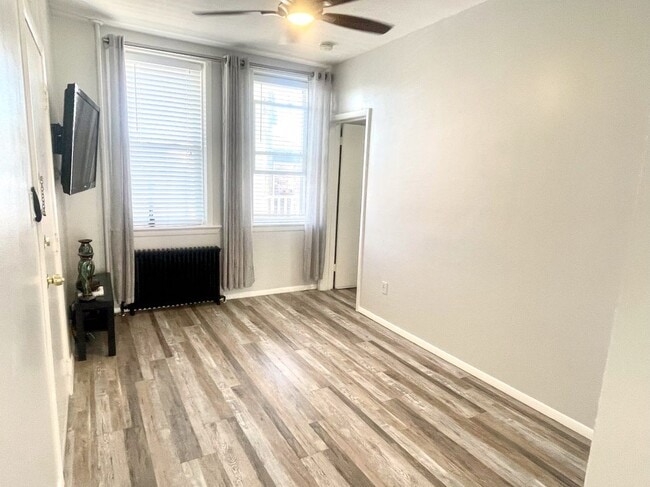 Photo - 80 Malcolm Ave