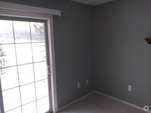 Building Photo - Large Duplex on Olde Farm Park Rental