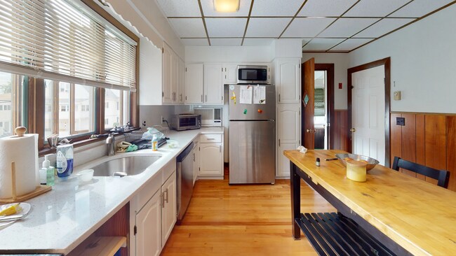 Photo - 60 Pinkert St