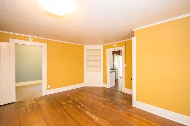 Photo - 433 SW 5th St