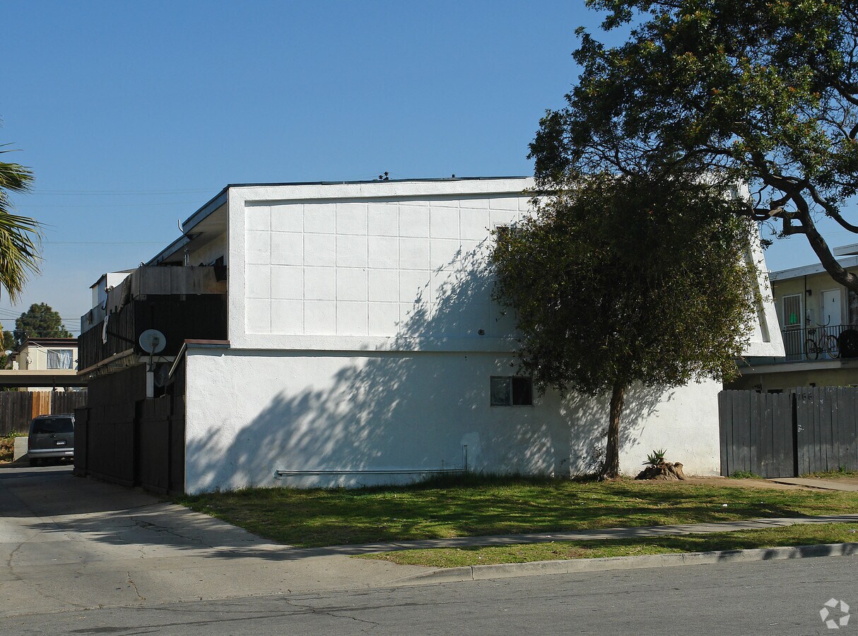 Photo - 766 Shalimar Dr.