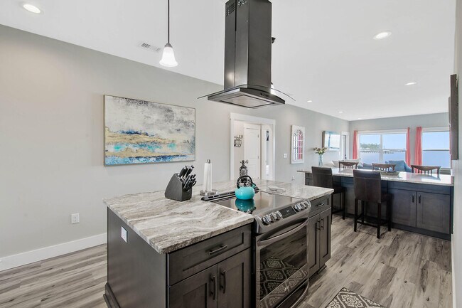 Photo - 486 Beatrice Point Rd