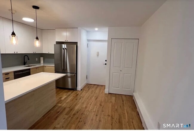 Photo - 67 Balance Rock Rd Unit APT 7