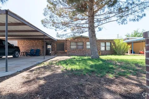 Building Photo - 2214 S Missouri St Rental