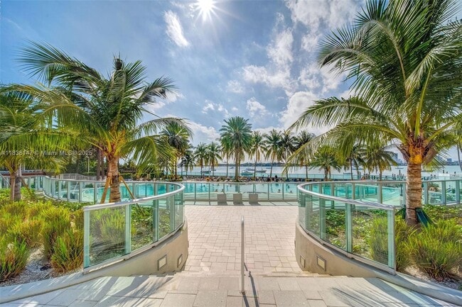 Photo - 1500 Bay Rd Condo Unit S-0472
