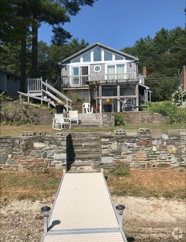 Building Photo - 203 Pine Hollow Rd Rental