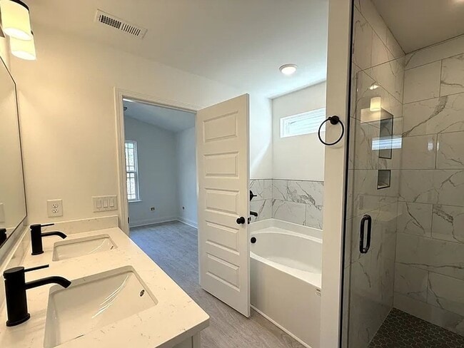 Photo - 3 BEDROOM NEW CONSTRUCTION HOME