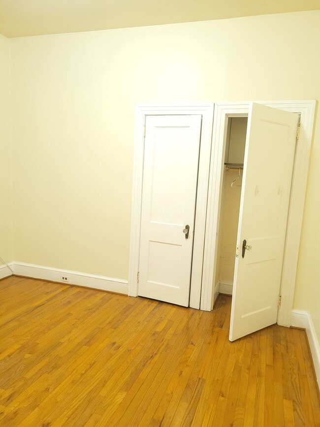 Photo - 30 S Prince St Unit #1