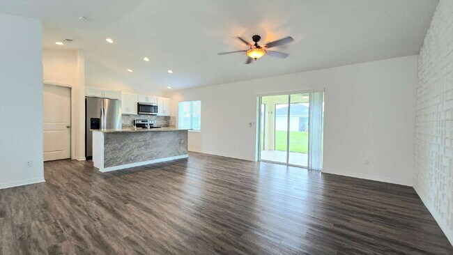 Photo - 232 NW 6th Ave