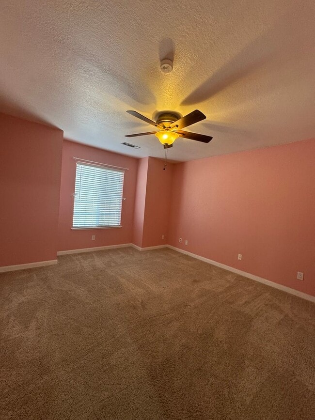 Photo - 3 Bed, 3 Bath Country Home with Pool
