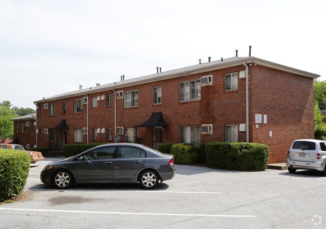 Greenwood Apartments - Greenwood Apartments