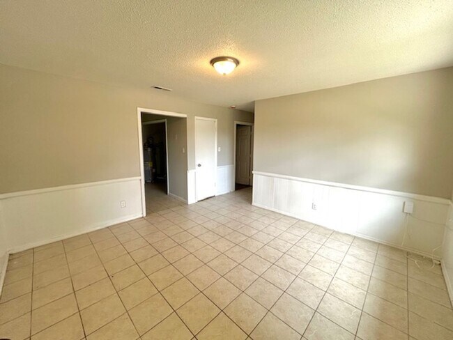 Photo - 3902 Buttercup Dr SW Apartment Unit A