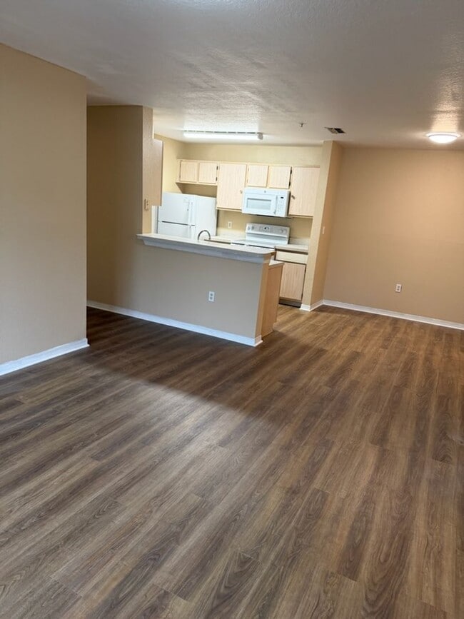 Photo - First Floor 2/2 in Gated Cypress Fairway !! Unit 5101