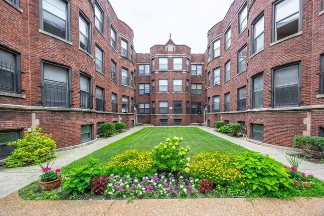 Building Photo - 7728 N Marshfield Ave Unit G Rental