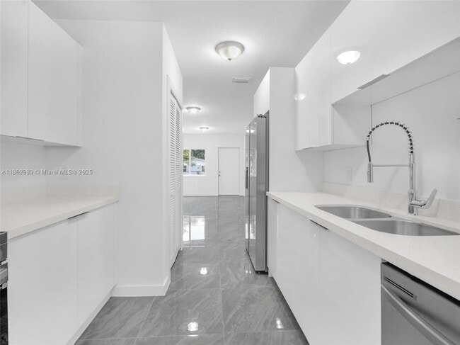 Photo - 2448 NW 42nd St