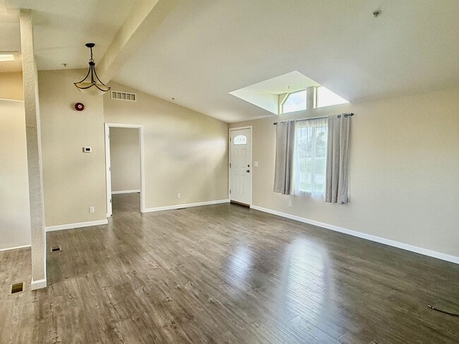 Photo - 600-606 Dolan Rd Unit 600 Dolan Rd