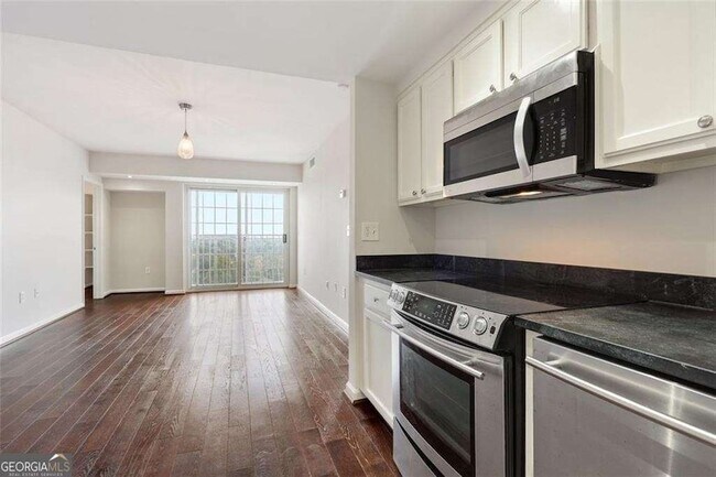 Photo - 199 14th St NE Unidad 1403