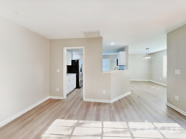 Photo - 3929 Grandover Dr House