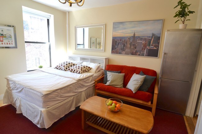 Photo - 13 St Felix St Unit Suite 3