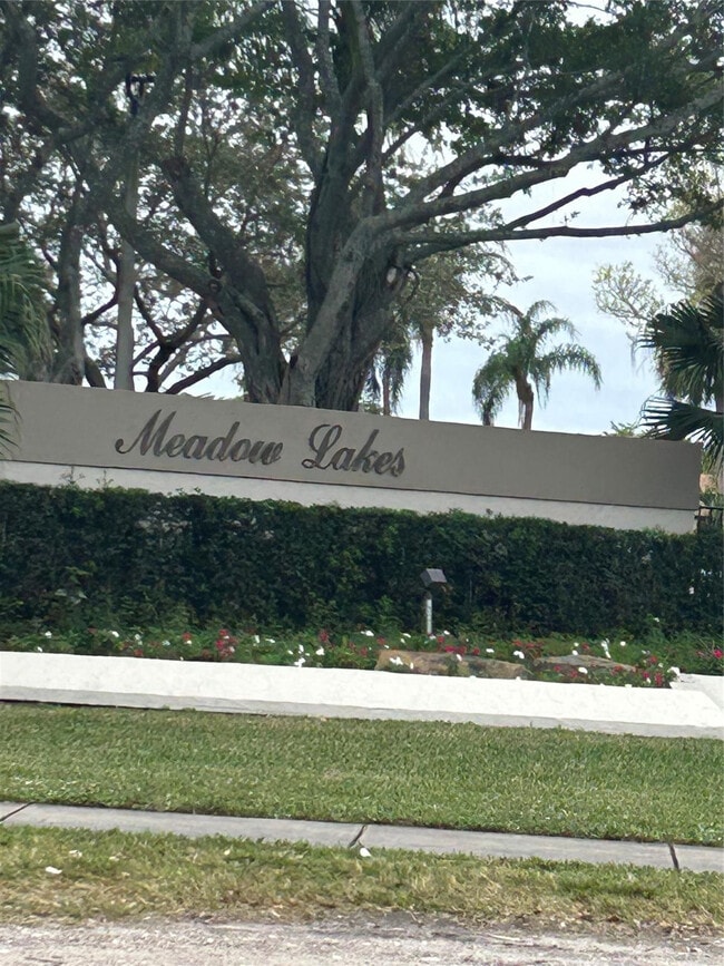 Building Photo - 1254 S Military Trail Unit 1324