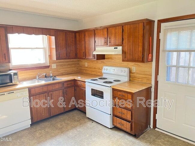 Photo - 4401 Bleeker Ct