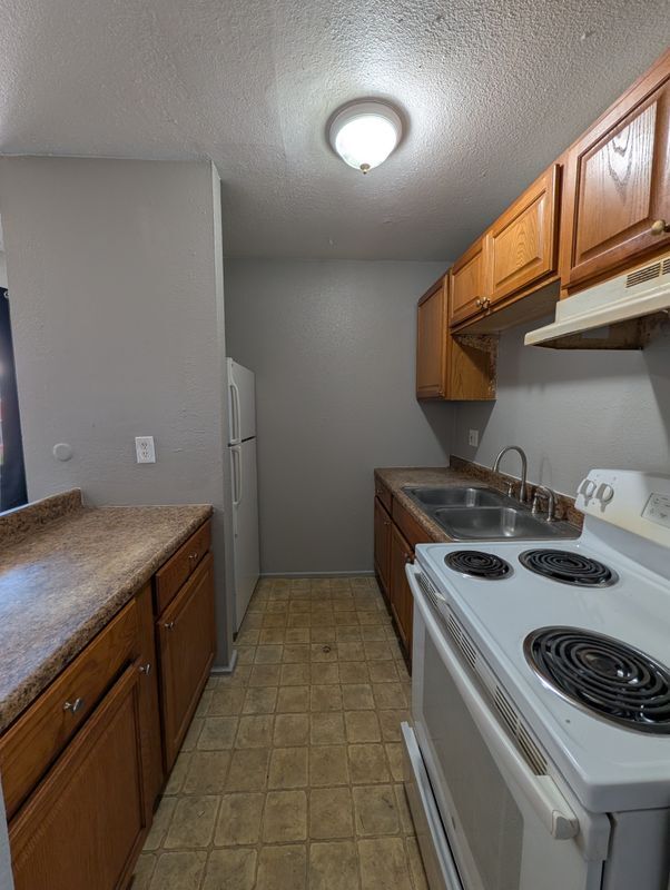 Photo - 1425 N Yosemite St Unit 9