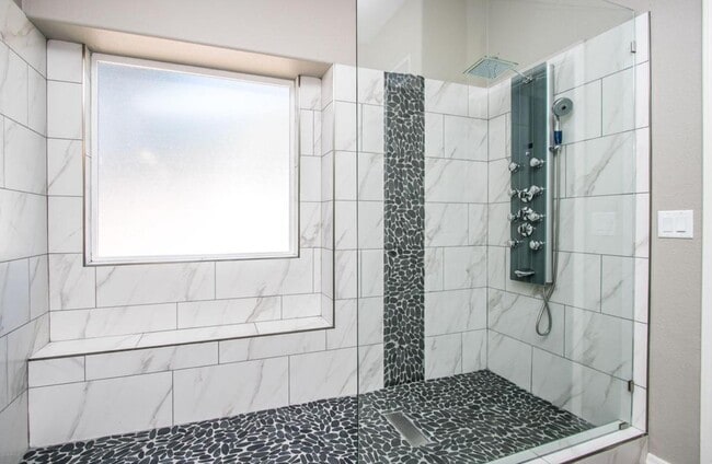 Photo - 3948 E Stanford Ave