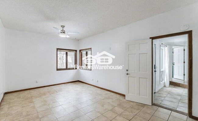Building Photo - 2730 Orchard Ln Rental