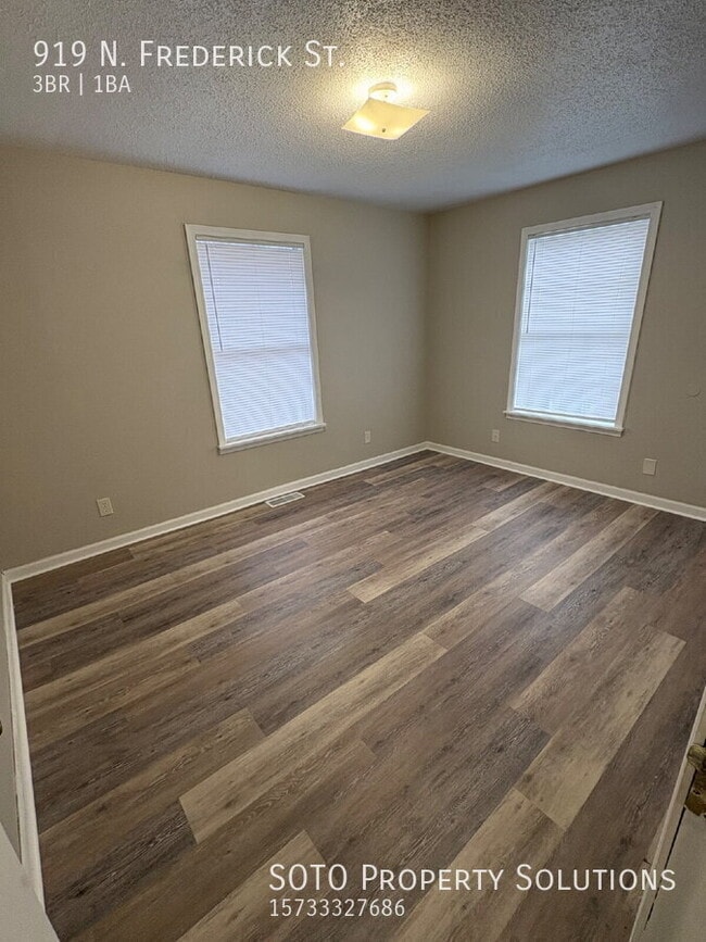 Photo - 919 N Frederick St