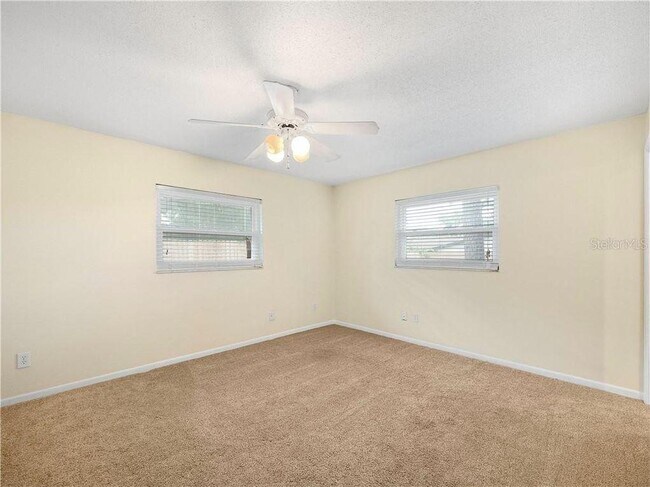 Photo - 304 E Highland St