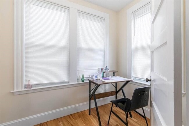 Photo - 412 Cabot St Unit 2